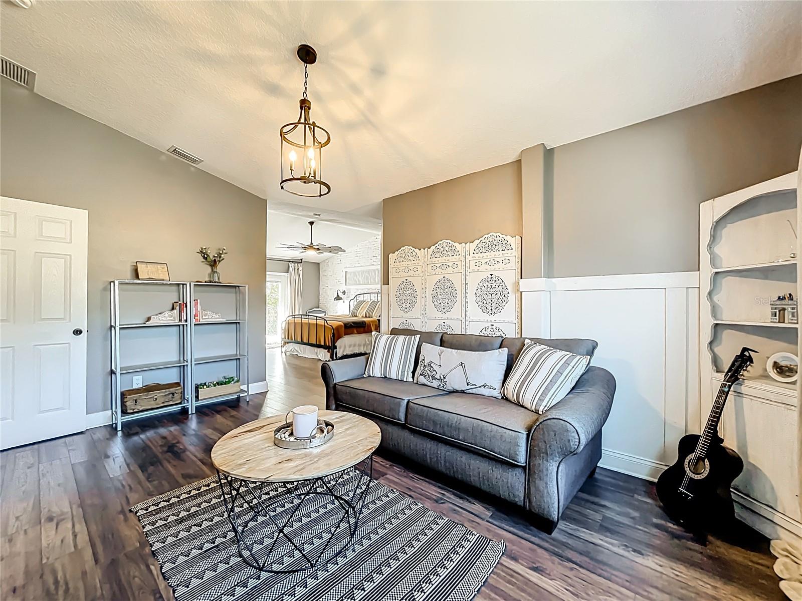 Image 38 of 99 For 1422 5th  