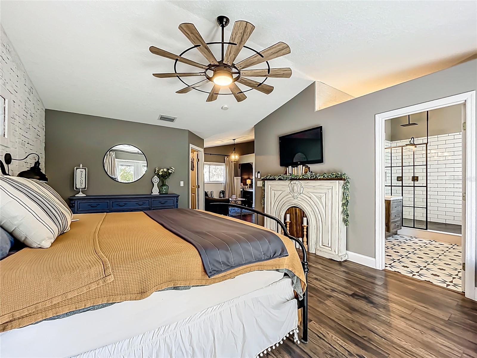 Image 40 of 99 For 1422 5th  