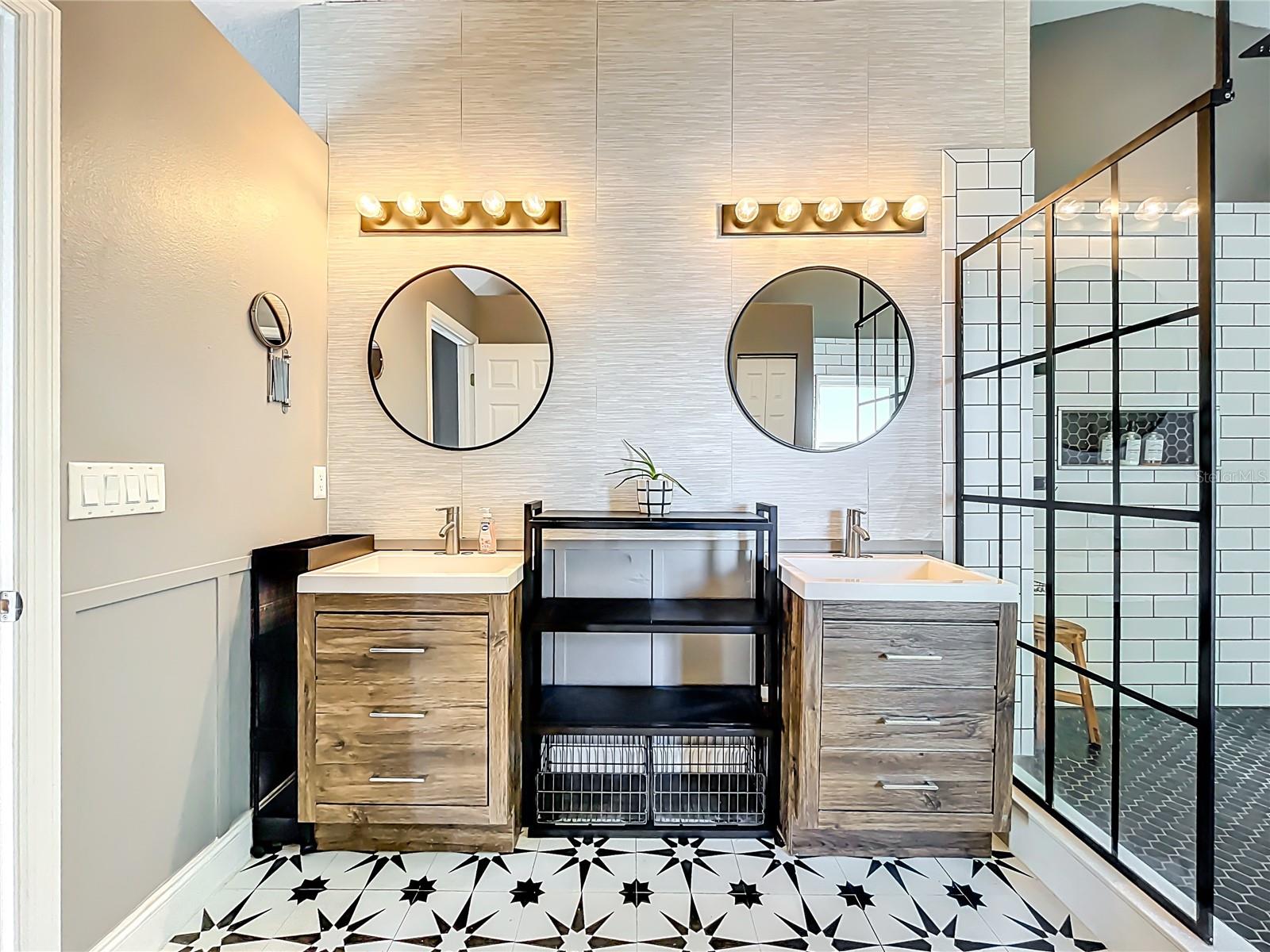 Image 45 of 99 For 1422 5th  