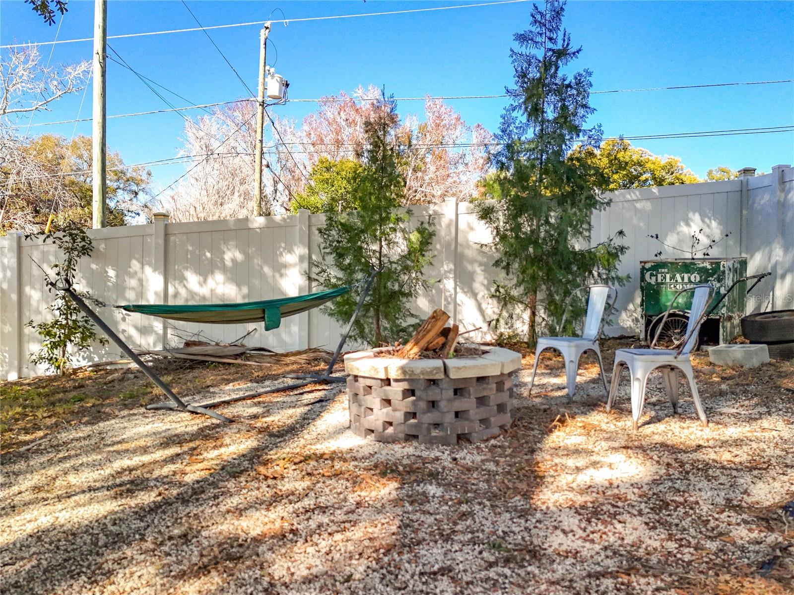 Image 82 of 99 For 1422 5th  