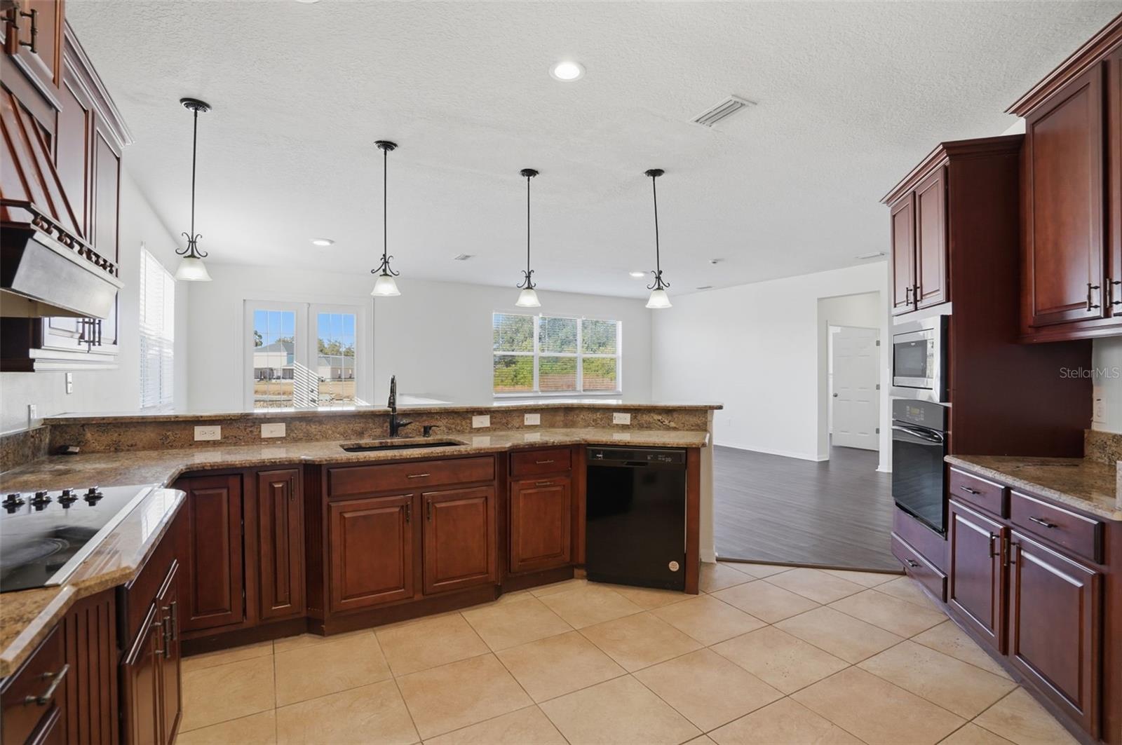 Image 14 of 34 For 11155 Golden Silence Drive