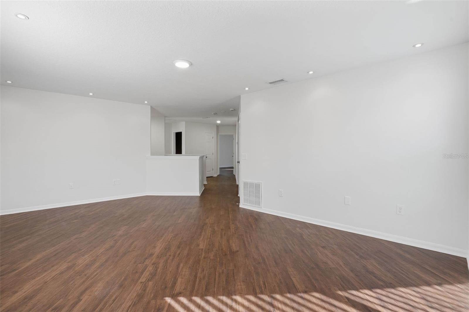 Image 16 of 34 For 11155 Golden Silence Drive