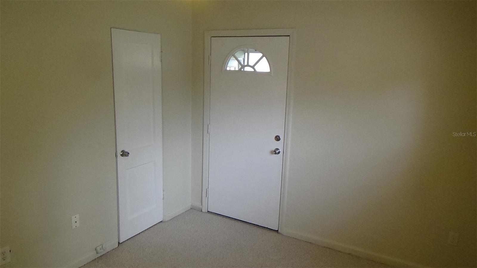 Image 2 of 18 For 1921 Stanley Street