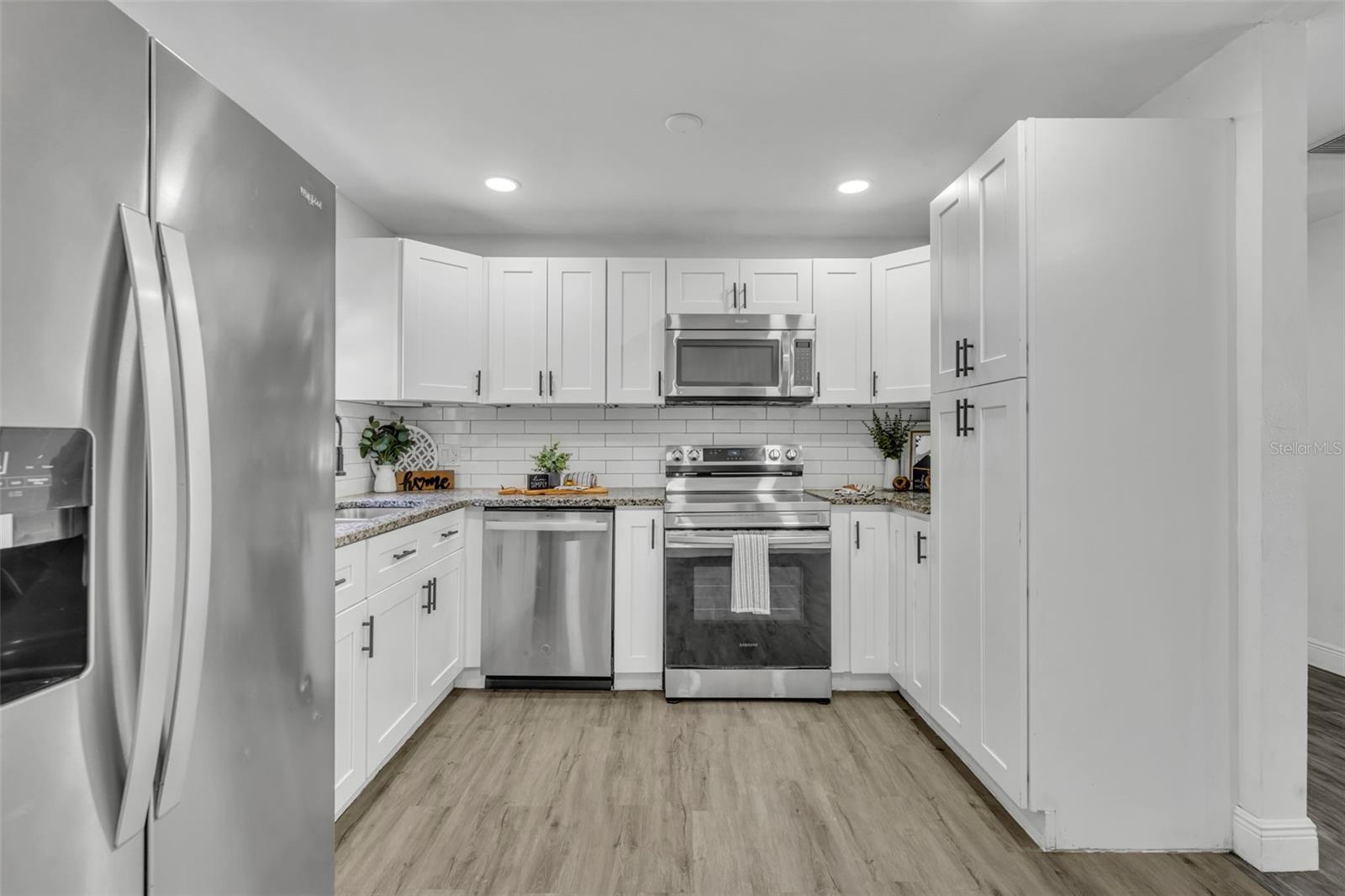 Image 10 of 24 For 1307 Shepherd Avenue