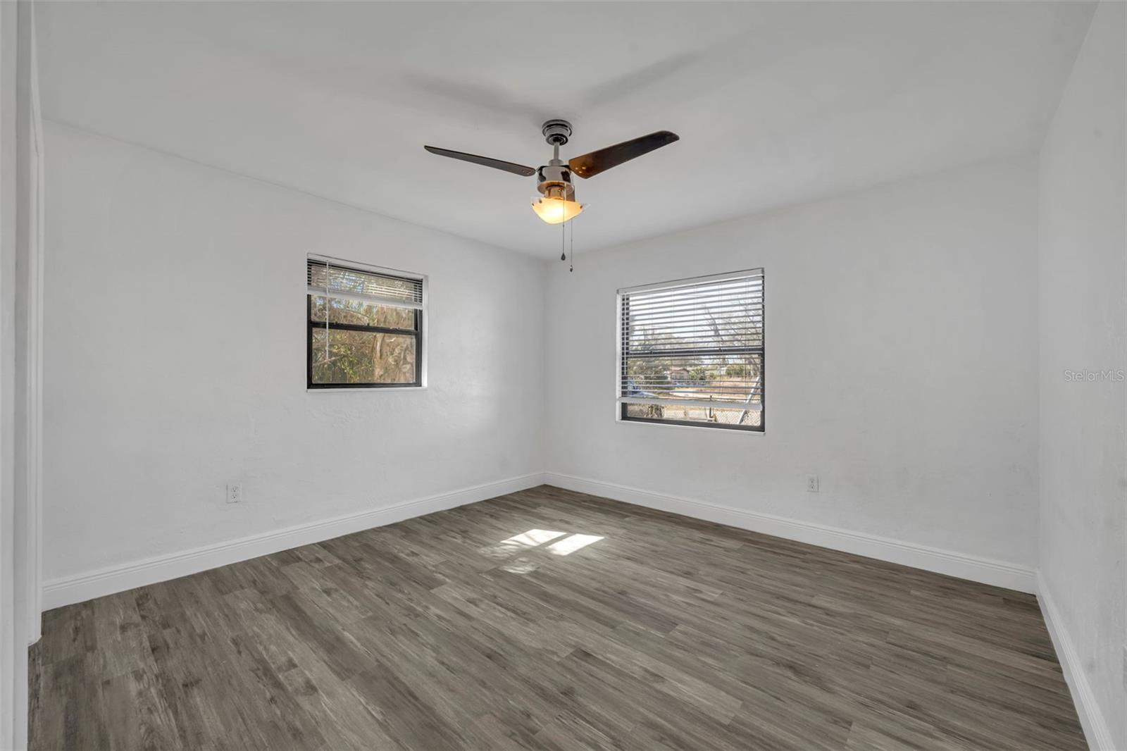 Image 14 of 24 For 1307 Shepherd Avenue