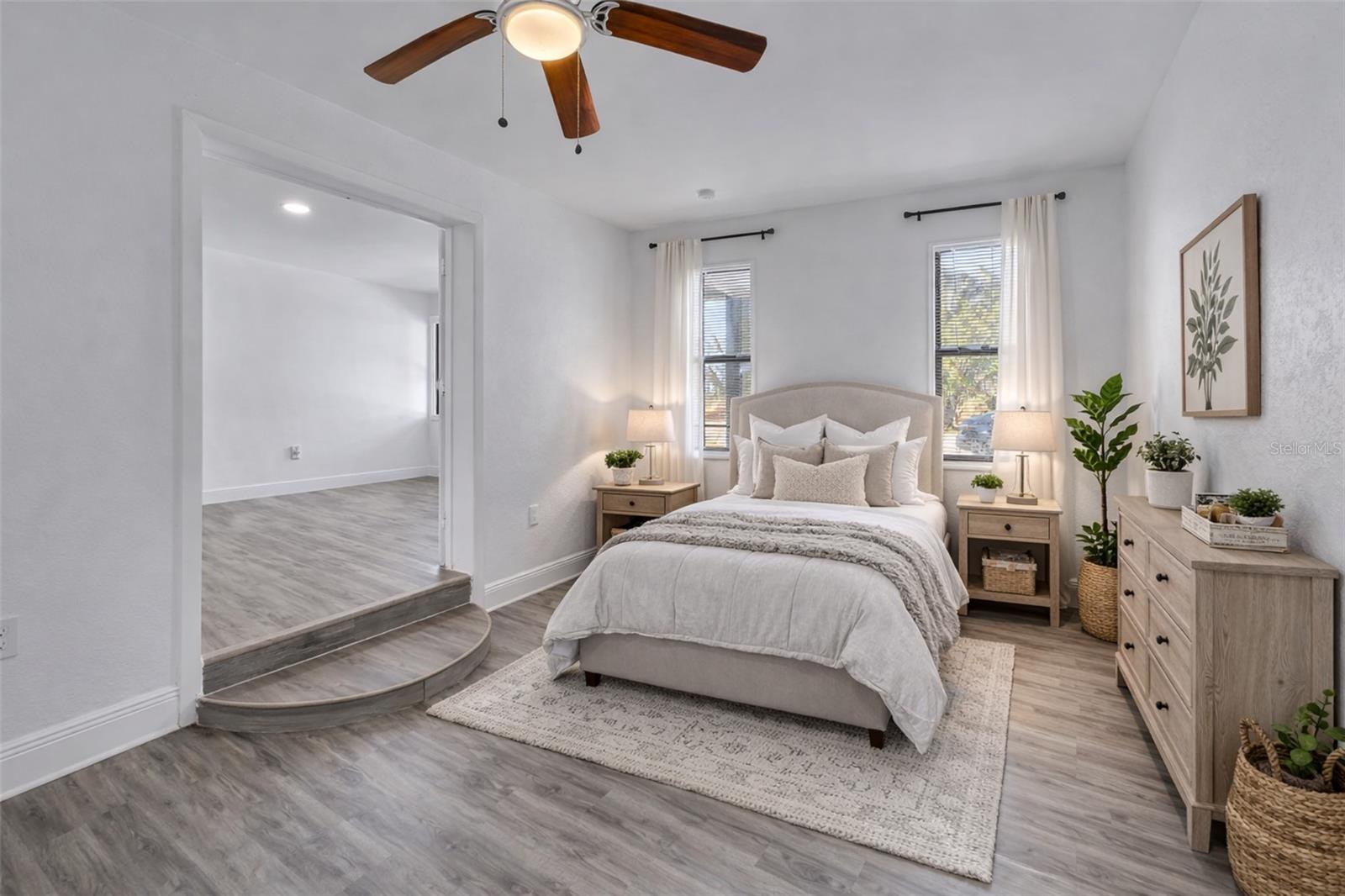 Image 19 of 24 For 1307 Shepherd Avenue