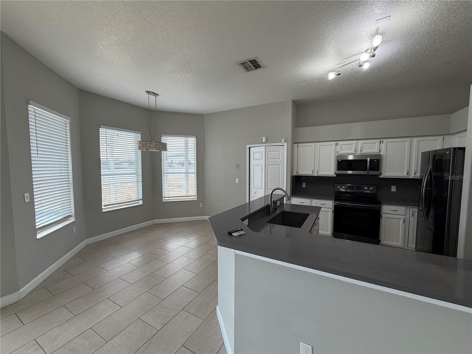 Image 10 of 23 For 2829 Middleton Circle