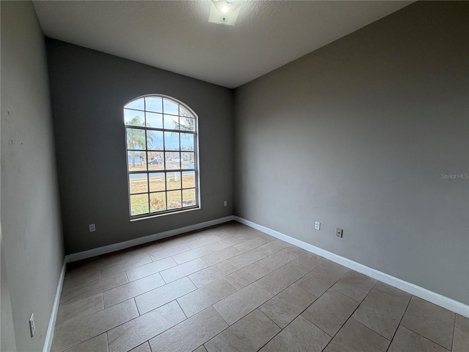 Image 11 of 23 For 2829 Middleton Circle