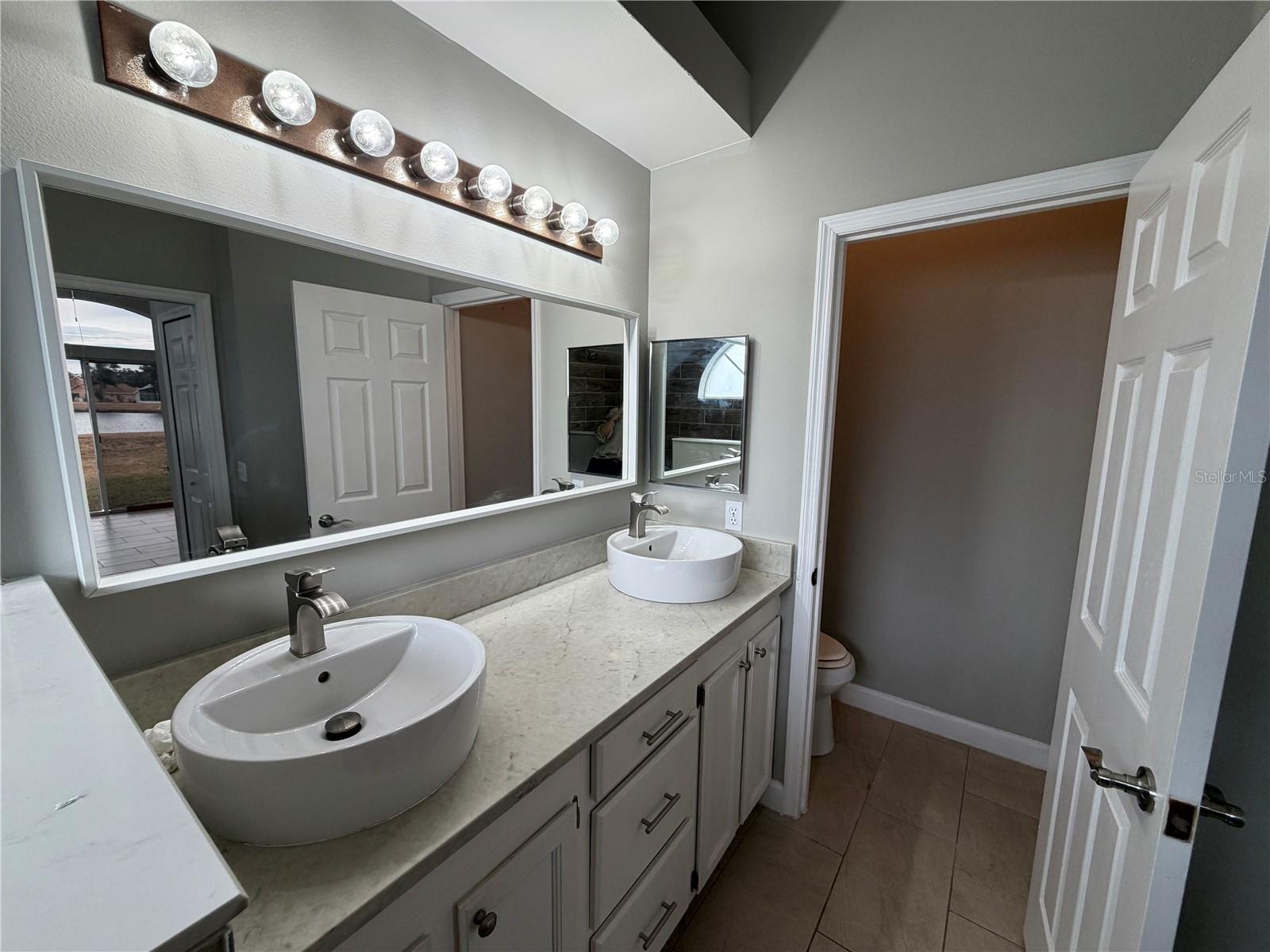 Image 14 of 23 For 2829 Middleton Circle