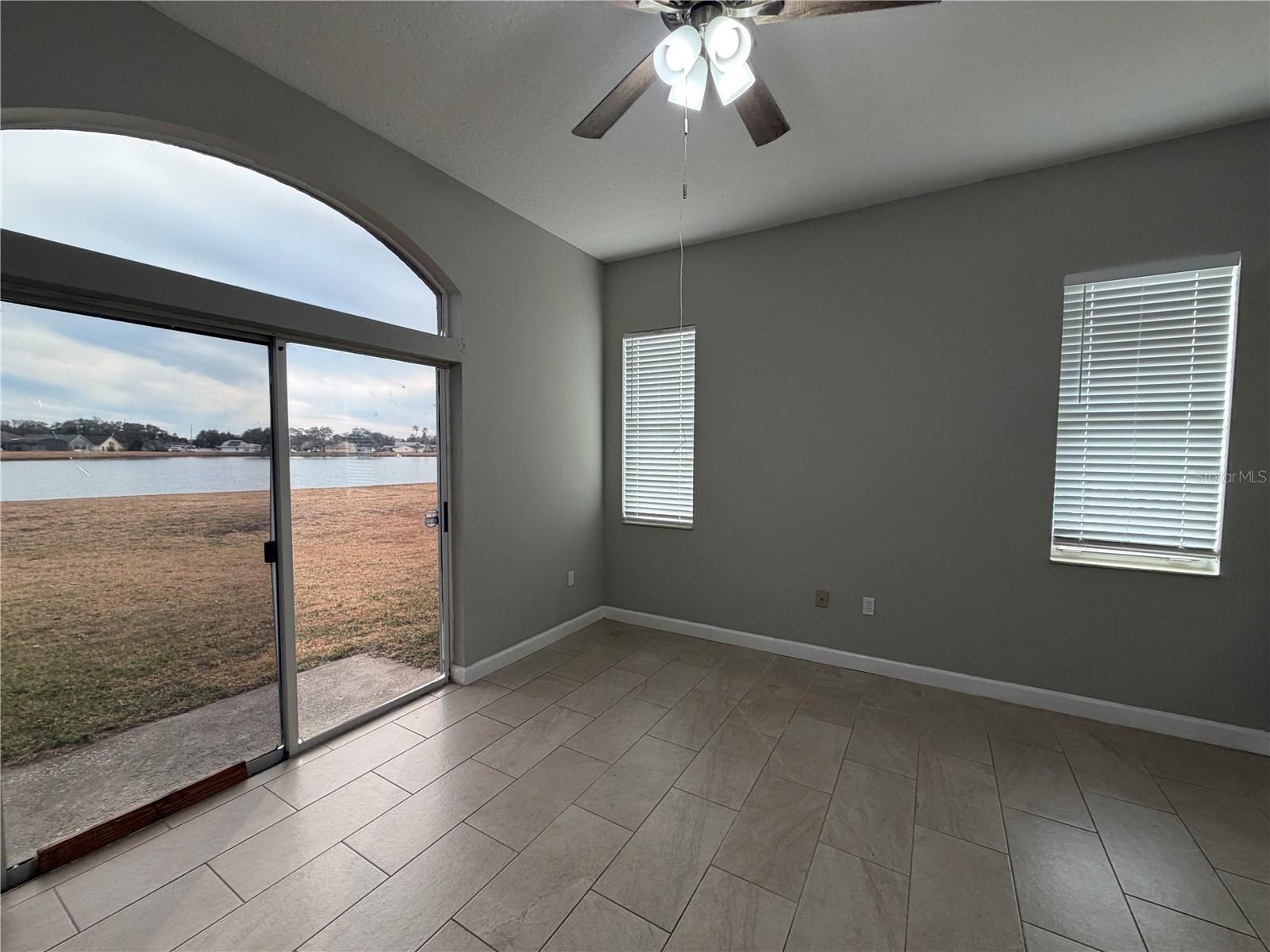 Image 17 of 23 For 2829 Middleton Circle