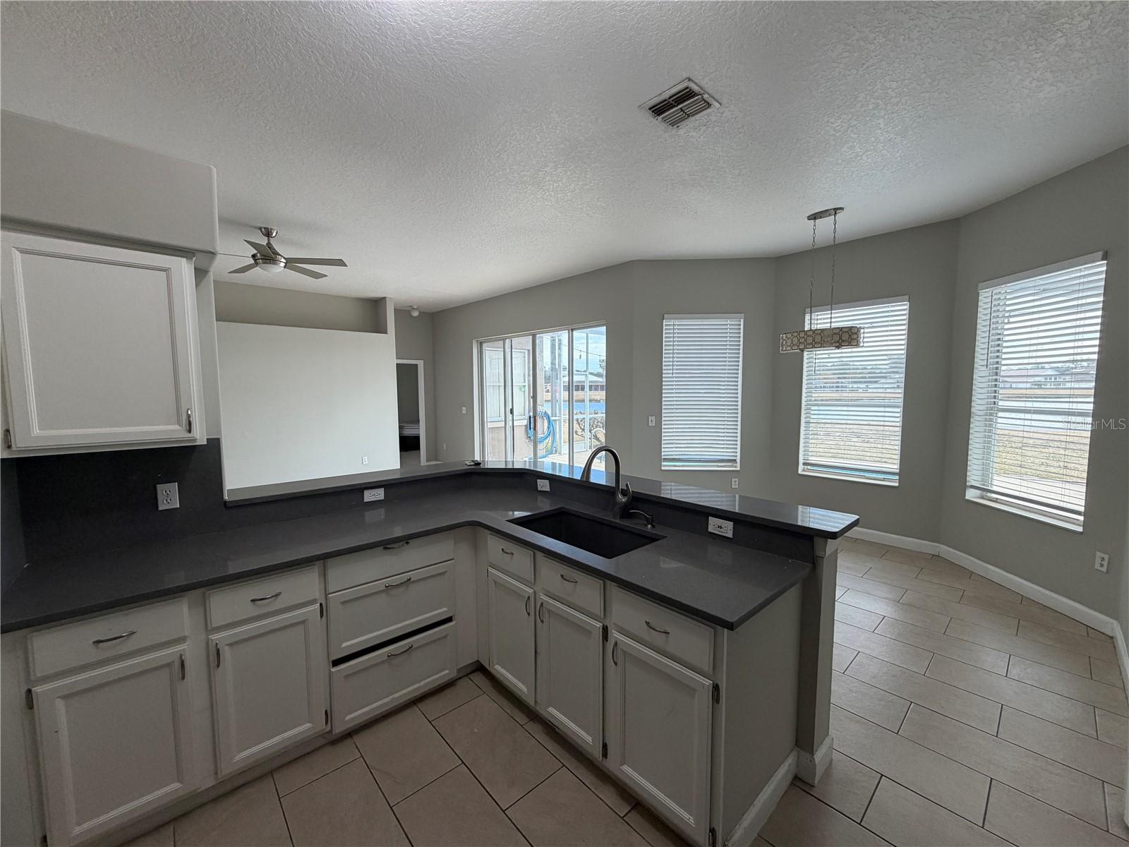 Image 5 of 23 For 2829 Middleton Circle