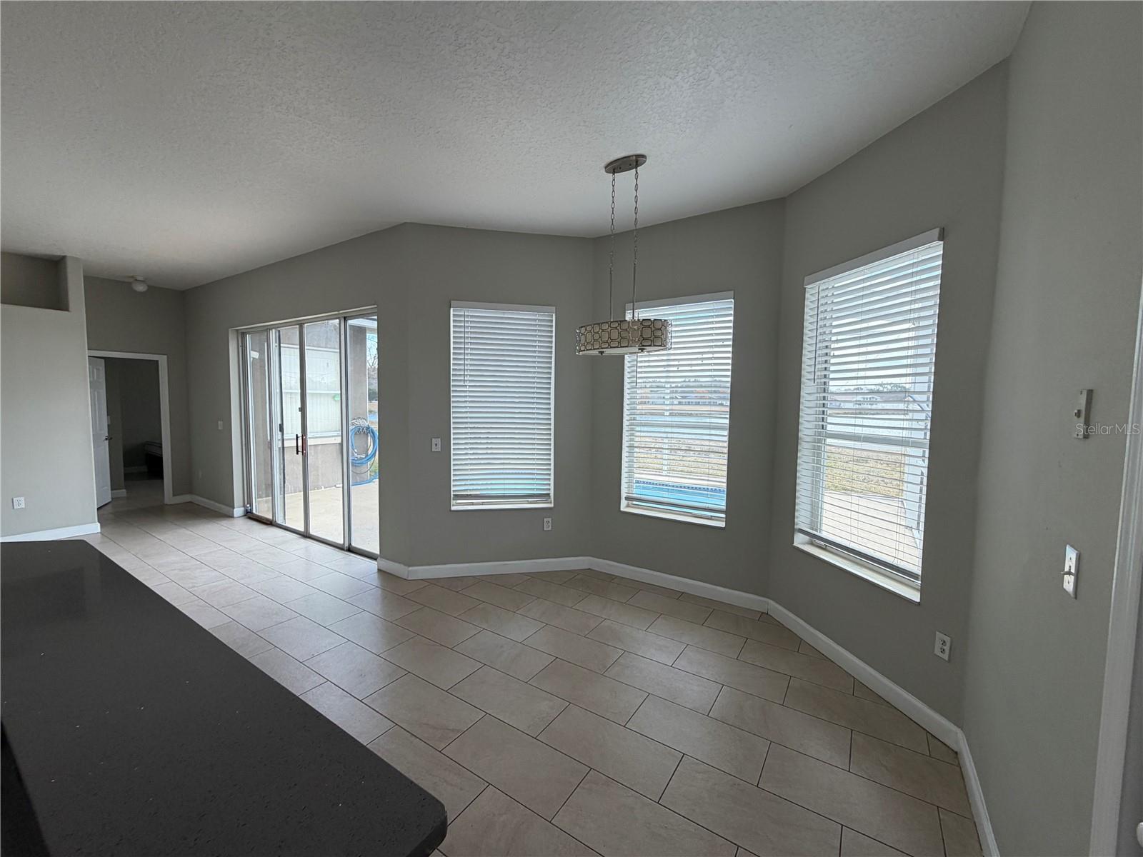 Image 6 of 23 For 2829 Middleton Circle