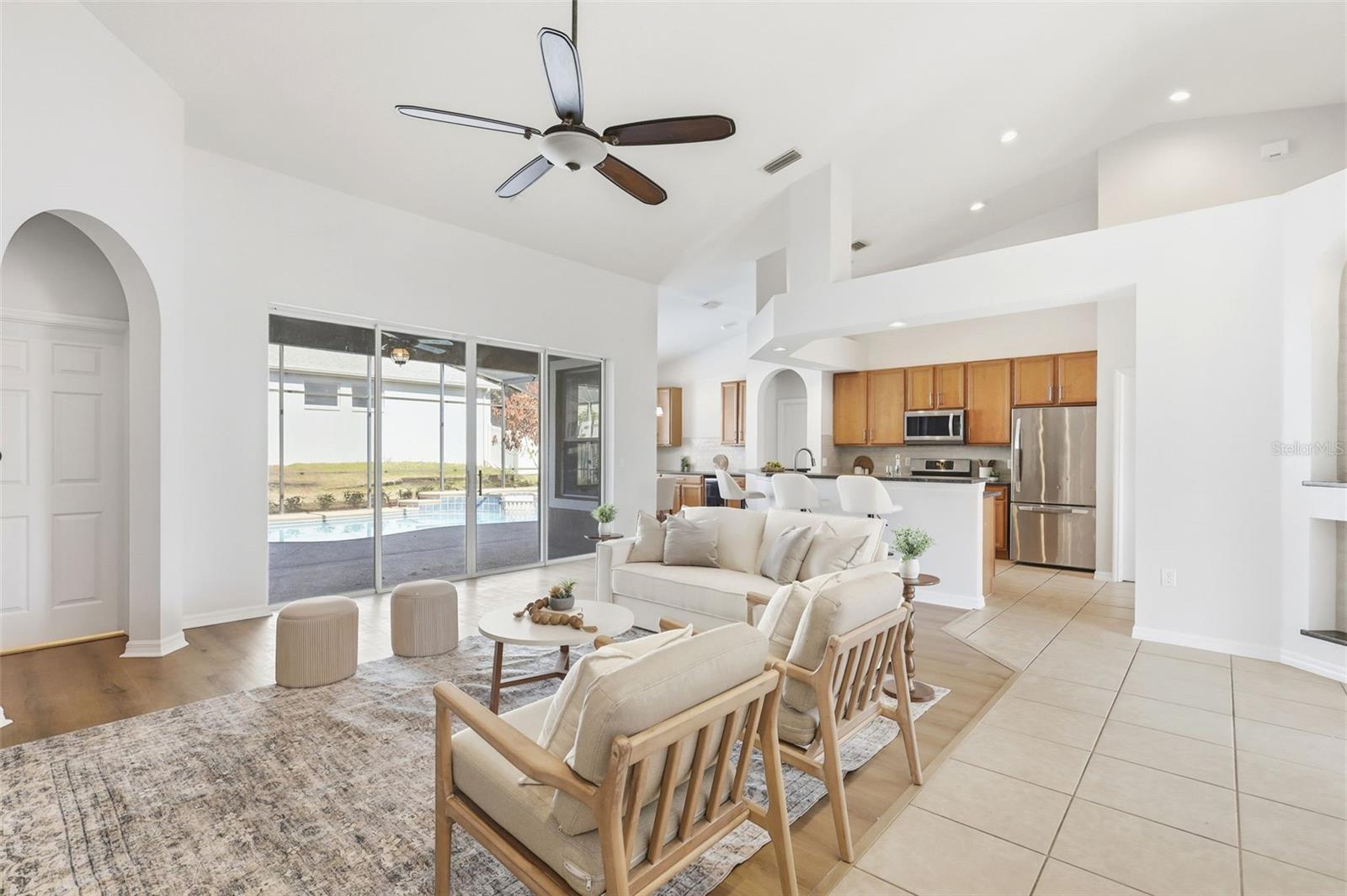 Image 11 of 59 For 101 Oak Haven Circle