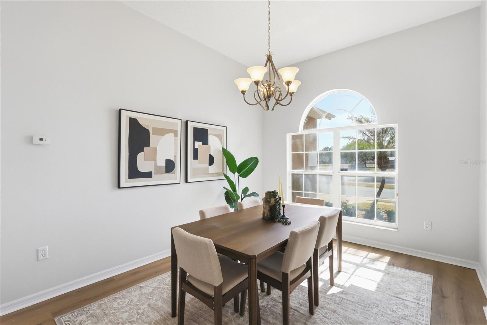 Image 22 of 59 For 101 Oak Haven Circle