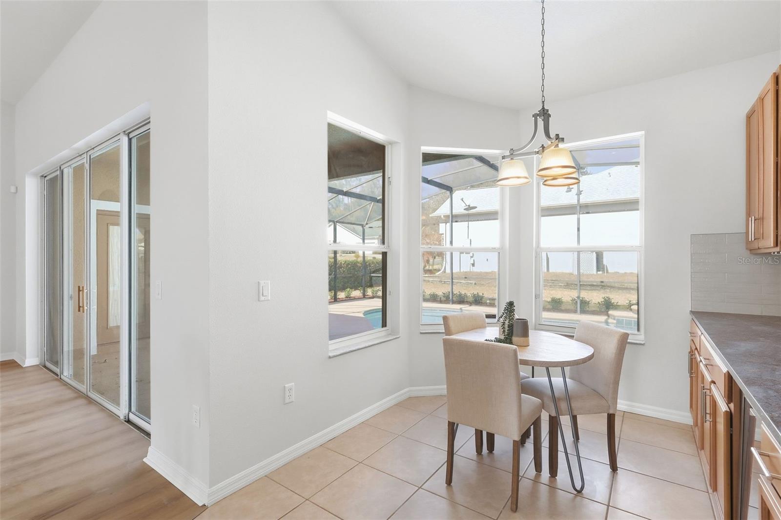 Image 24 of 59 For 101 Oak Haven Circle