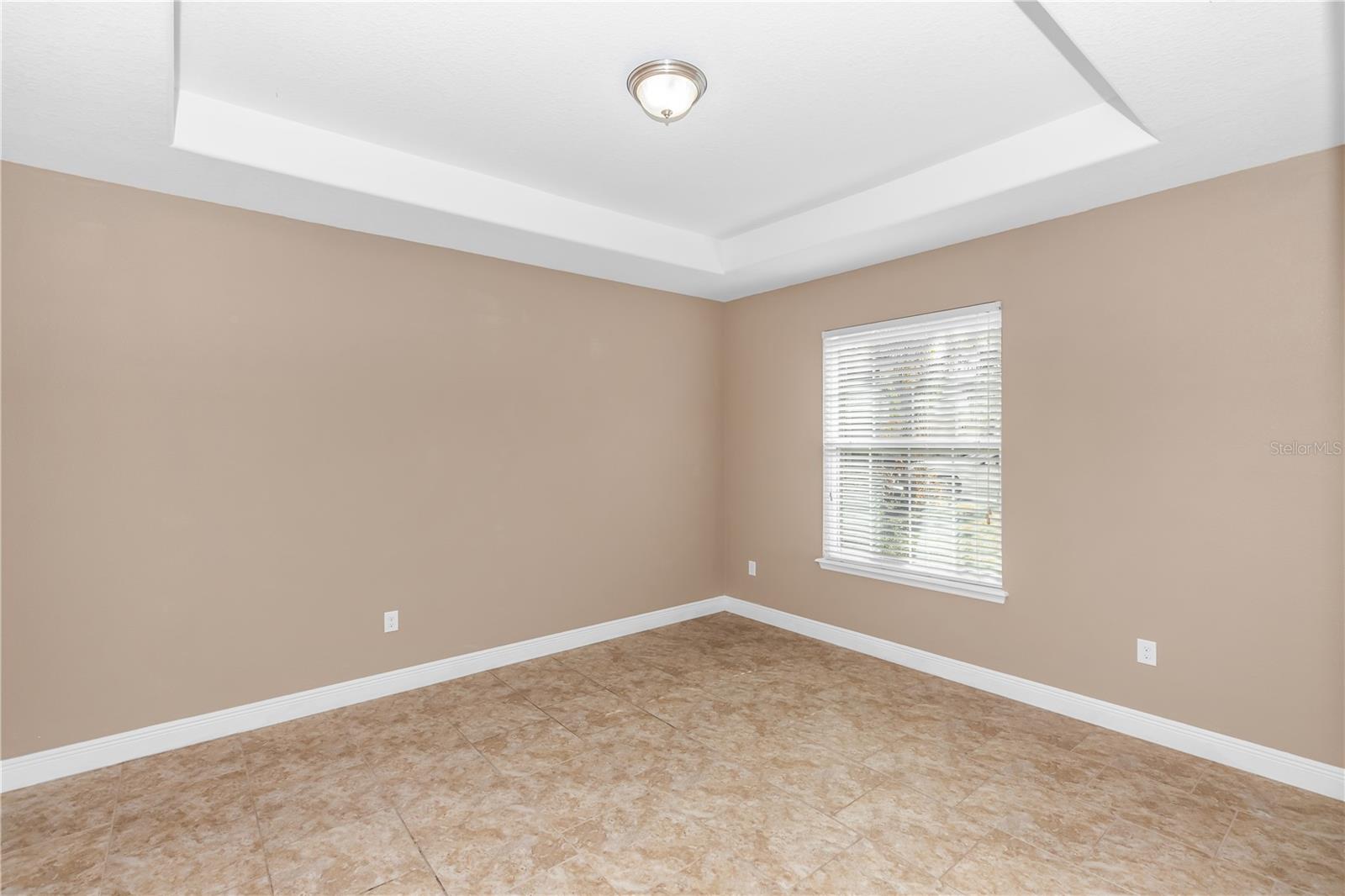 Image 10 of 33 For 335 River Vale Lane