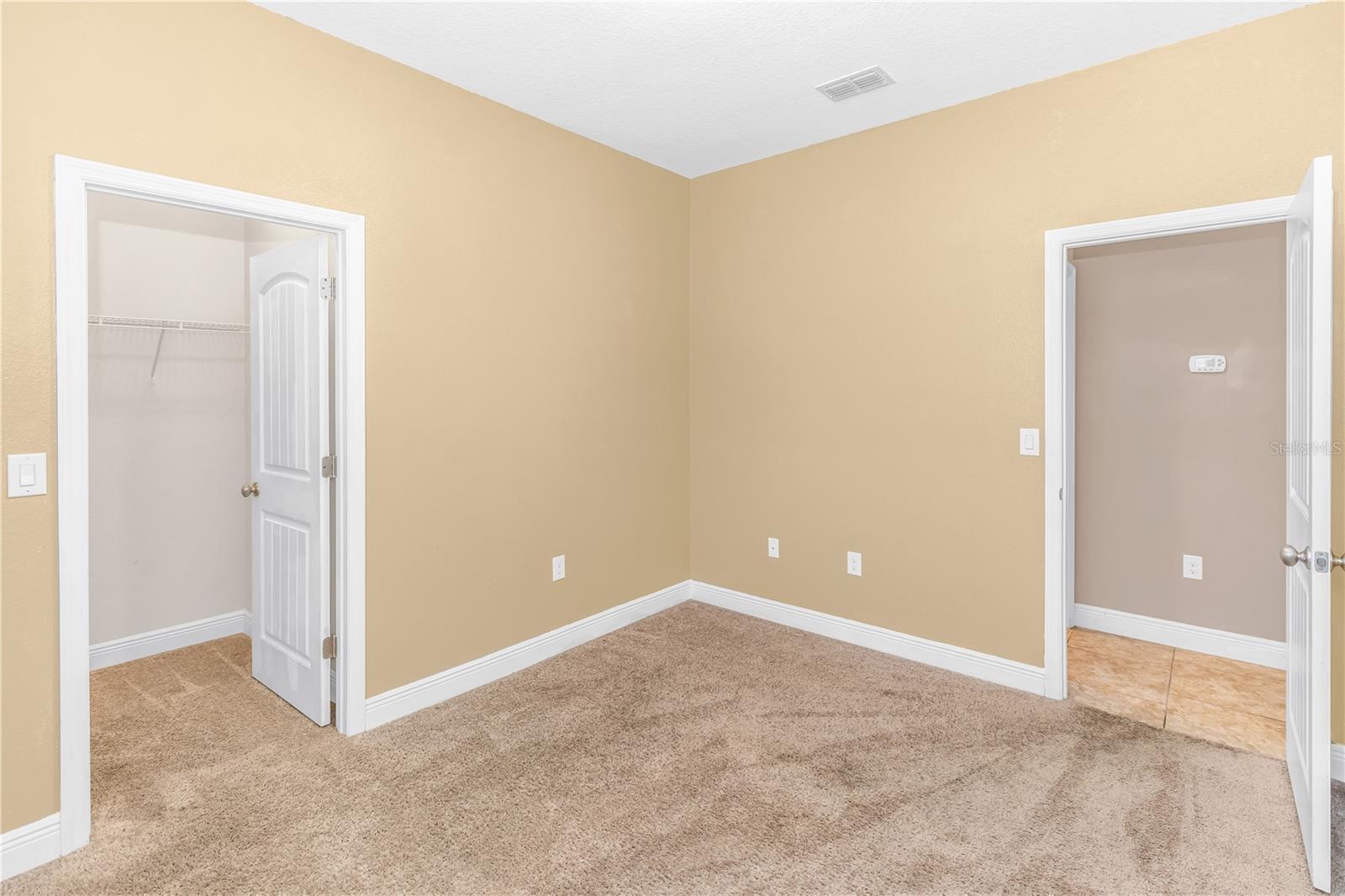 Image 22 of 33 For 335 River Vale Lane