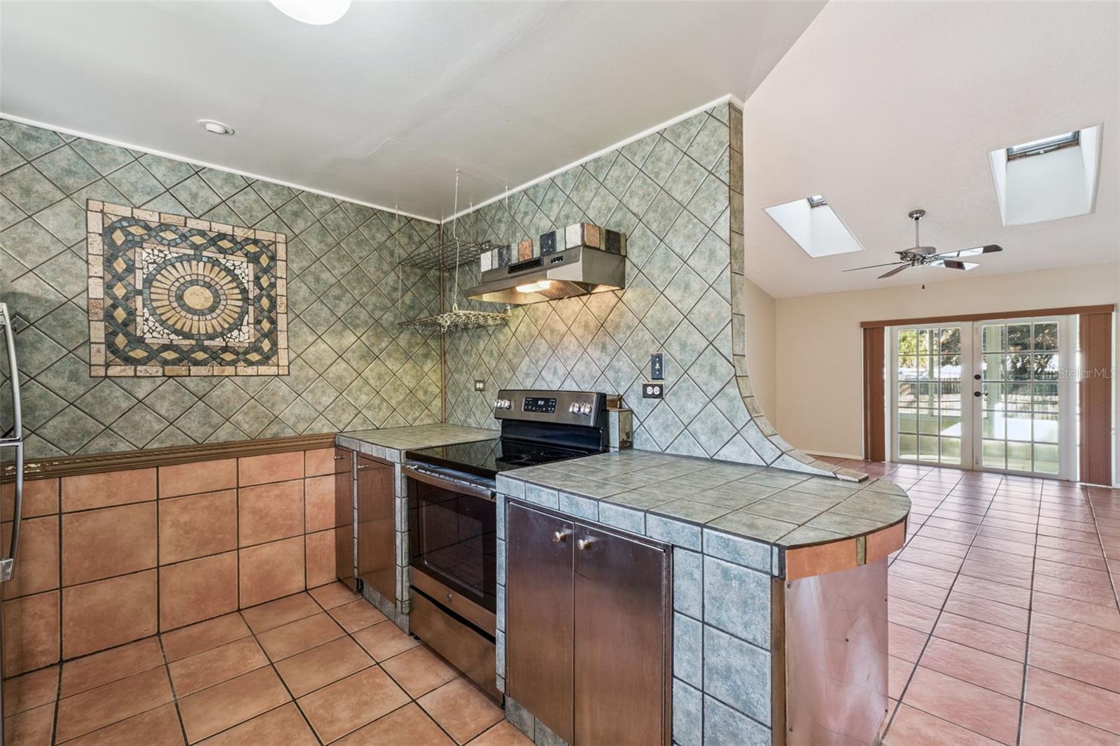 Image 6 of 20 For 12141 Walden Woods Drive