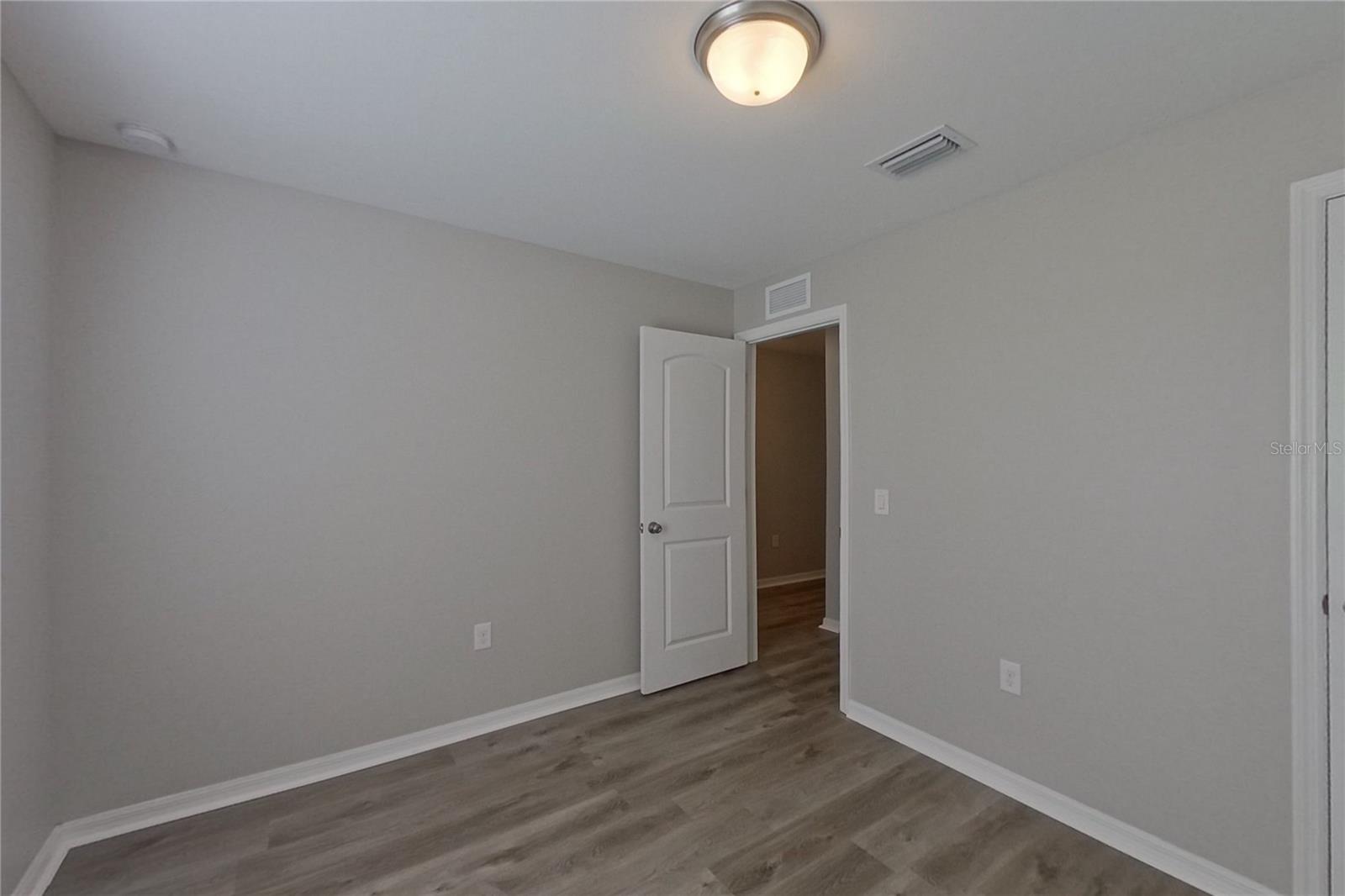 Image 3 of 20 For 315 25th Terrace