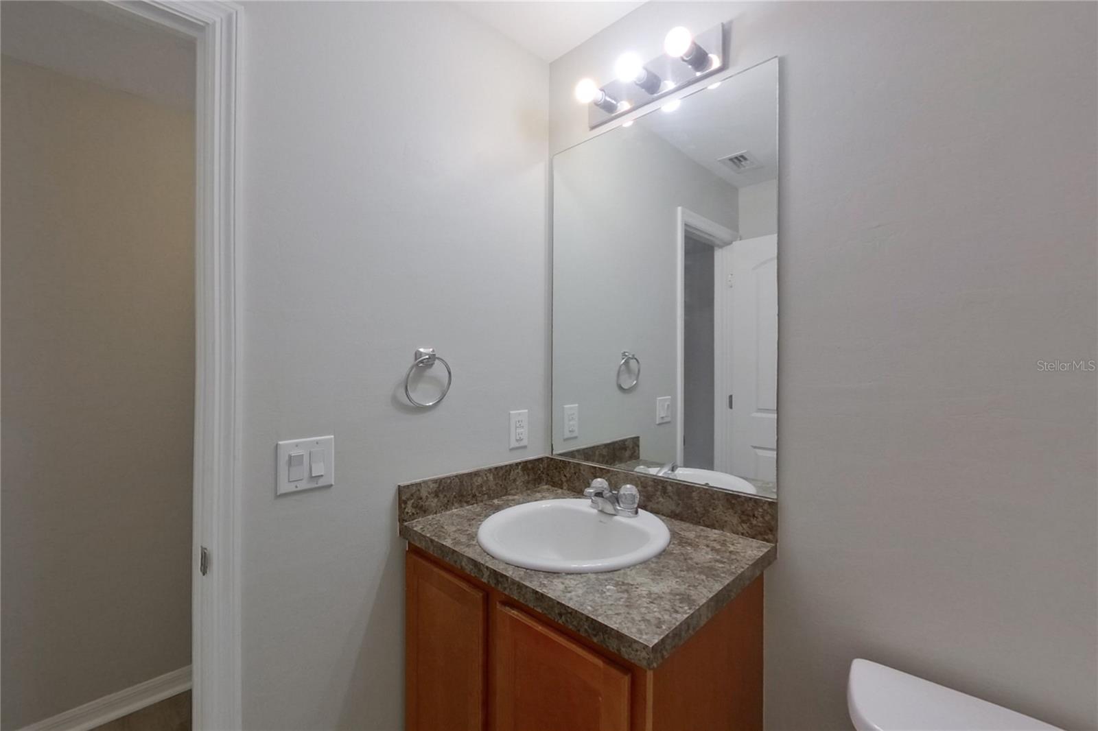 Image 6 of 20 For 315 25th Terrace