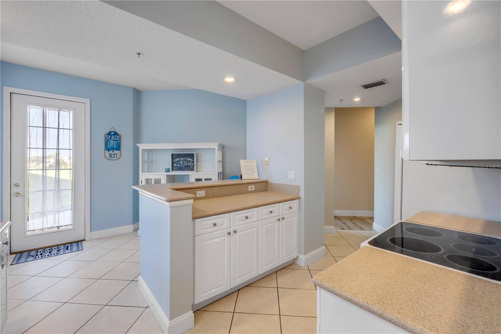 Image 20 of 42 For 4650 Links Village Drive B103