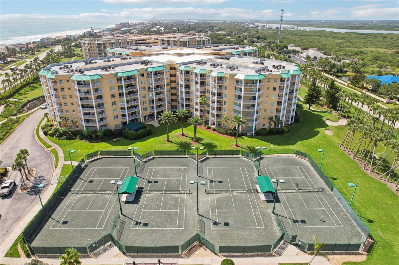 Image 33 of 42 For 4650 Links Village Drive B103