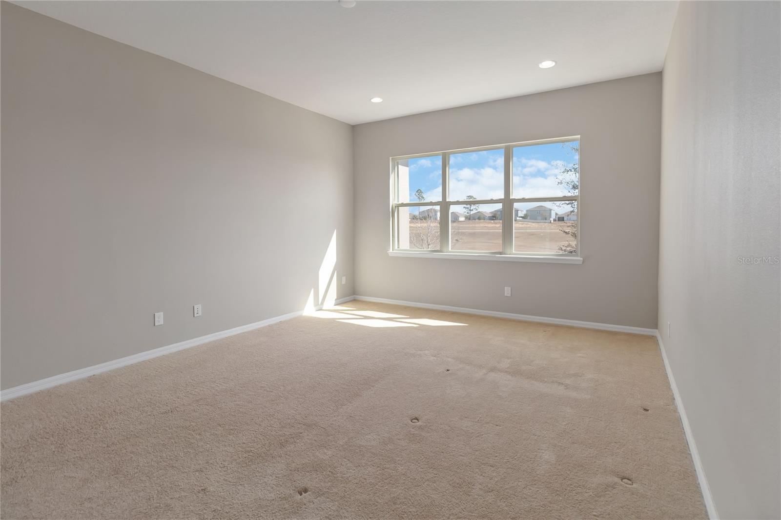 Image 23 of 45 For 2423 Zaballina Place 232