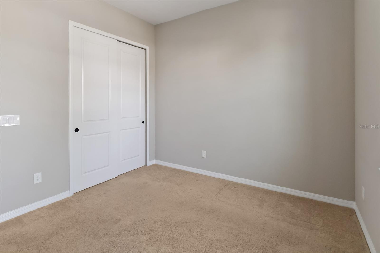 Image 28 of 45 For 2423 Zaballina Place 232