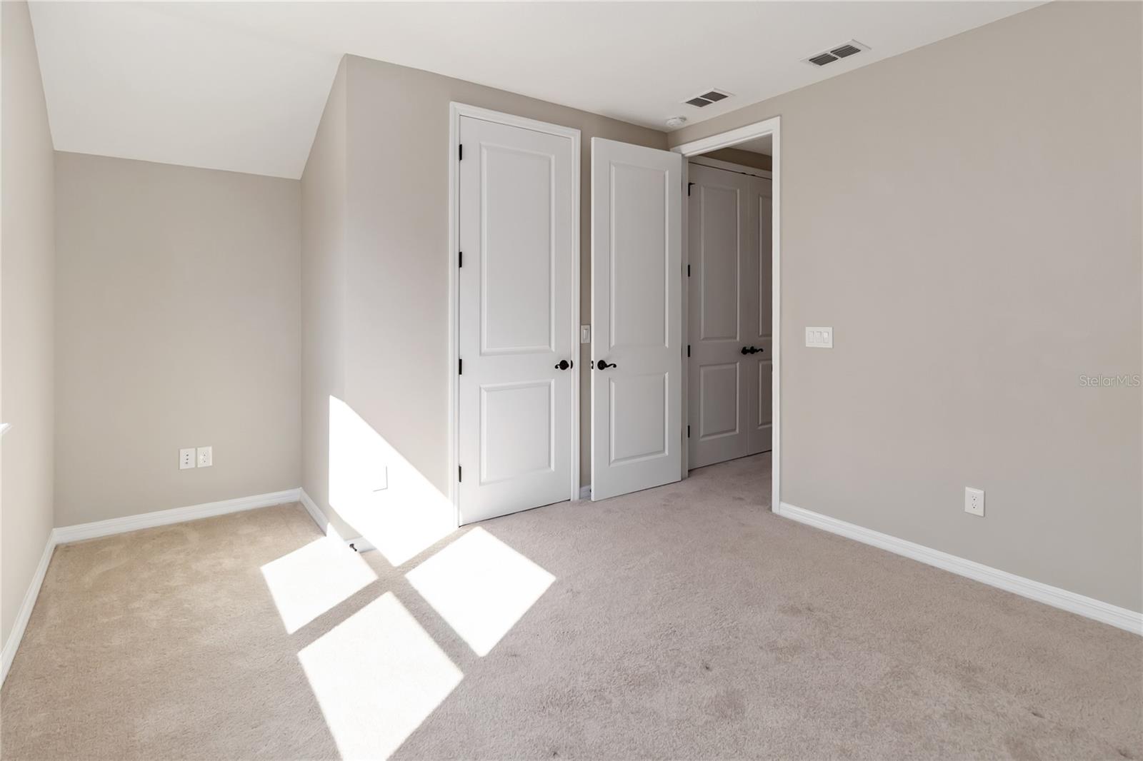 Image 35 of 45 For 2423 Zaballina Place 232