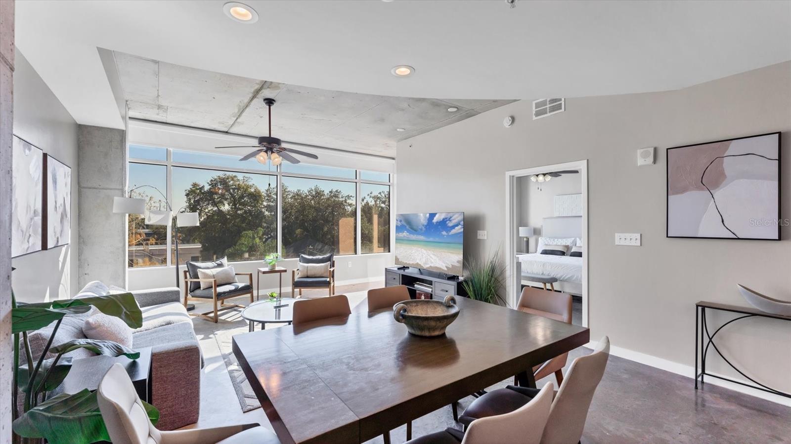 Image 14 of 52 For 525 Jackson St Street 405