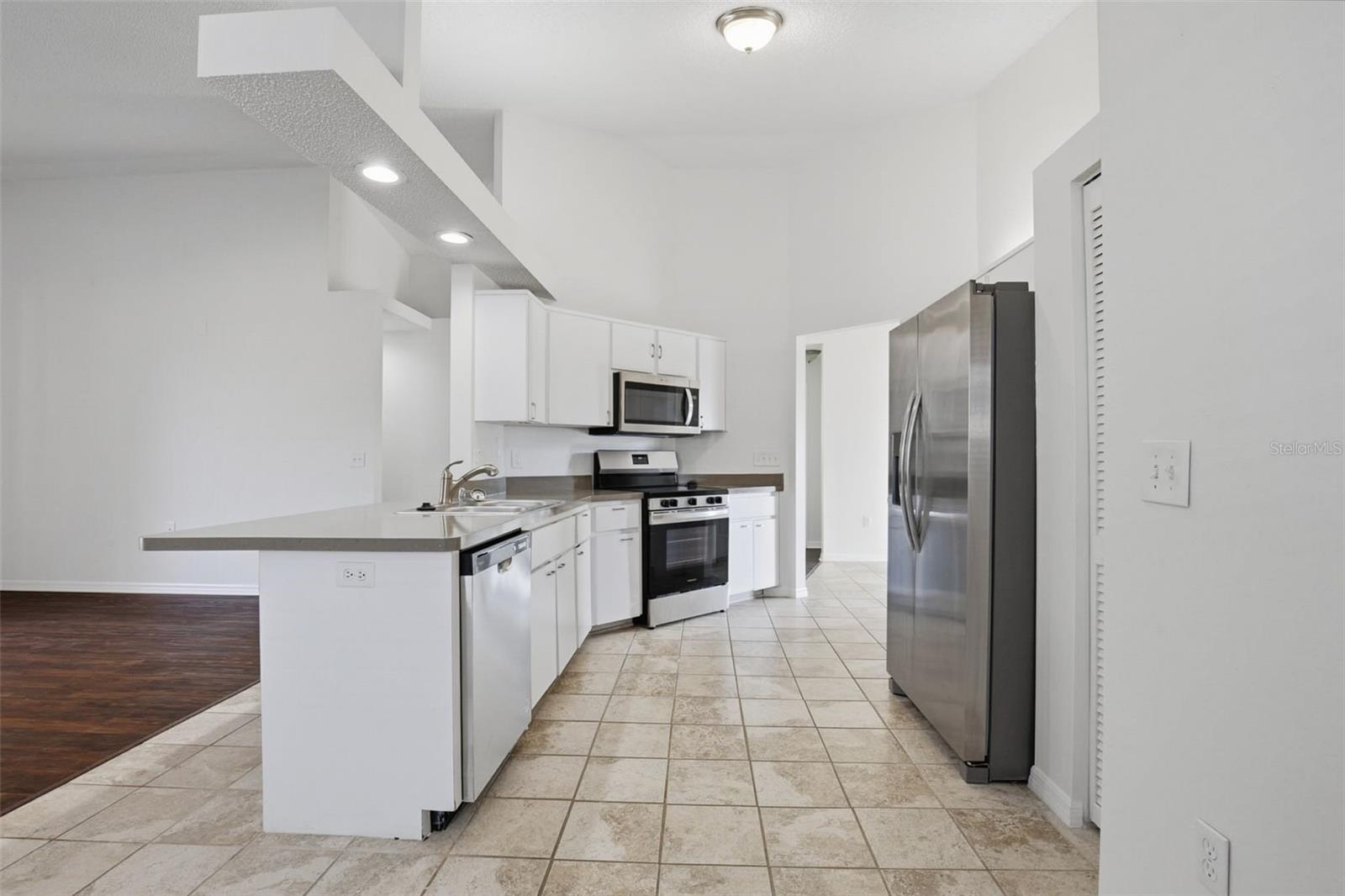 Image 4 of 25 For 8050 Chadwick Drive