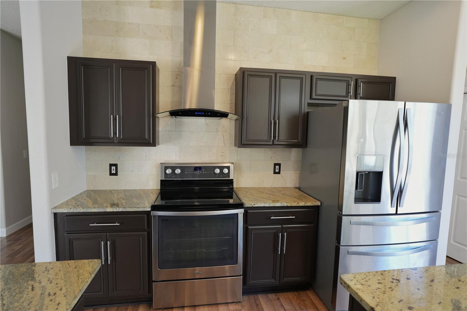 Image 4 of 16 For 832 Magnolia Creek Circle