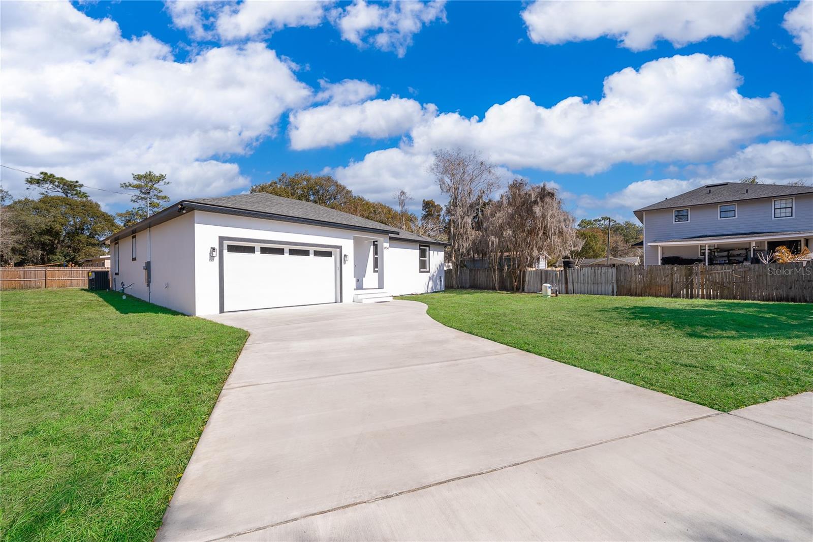 Image 2 of 24 For 10041 Nona Street