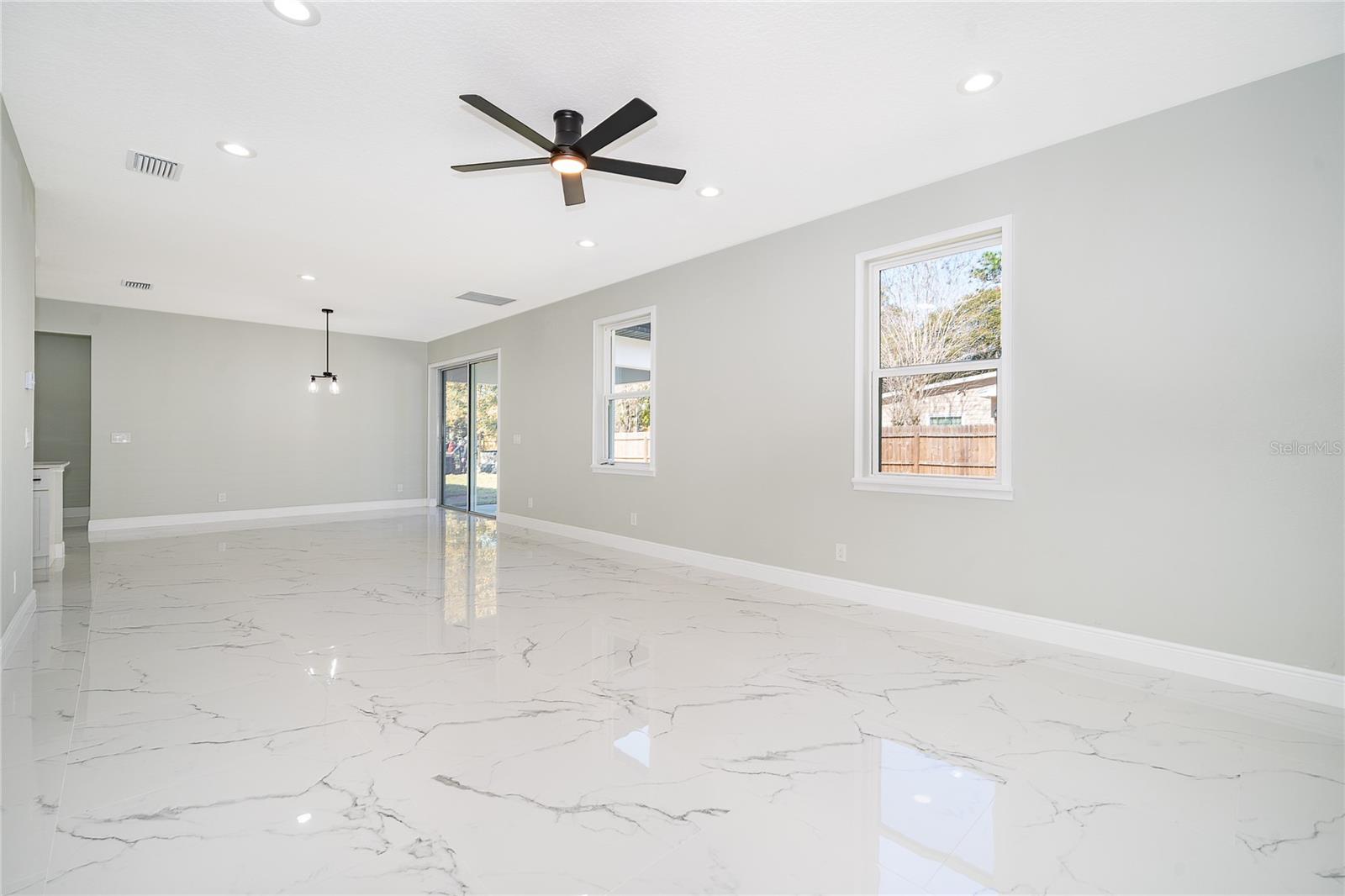 Image 9 of 24 For 10041 Nona Street