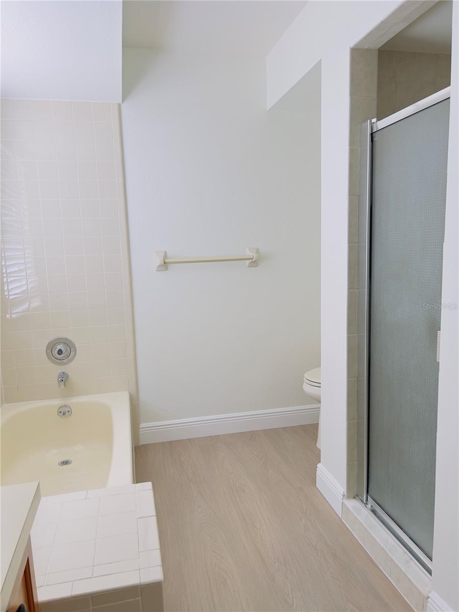 Image 8 of 22 For 427 Hornbill Place