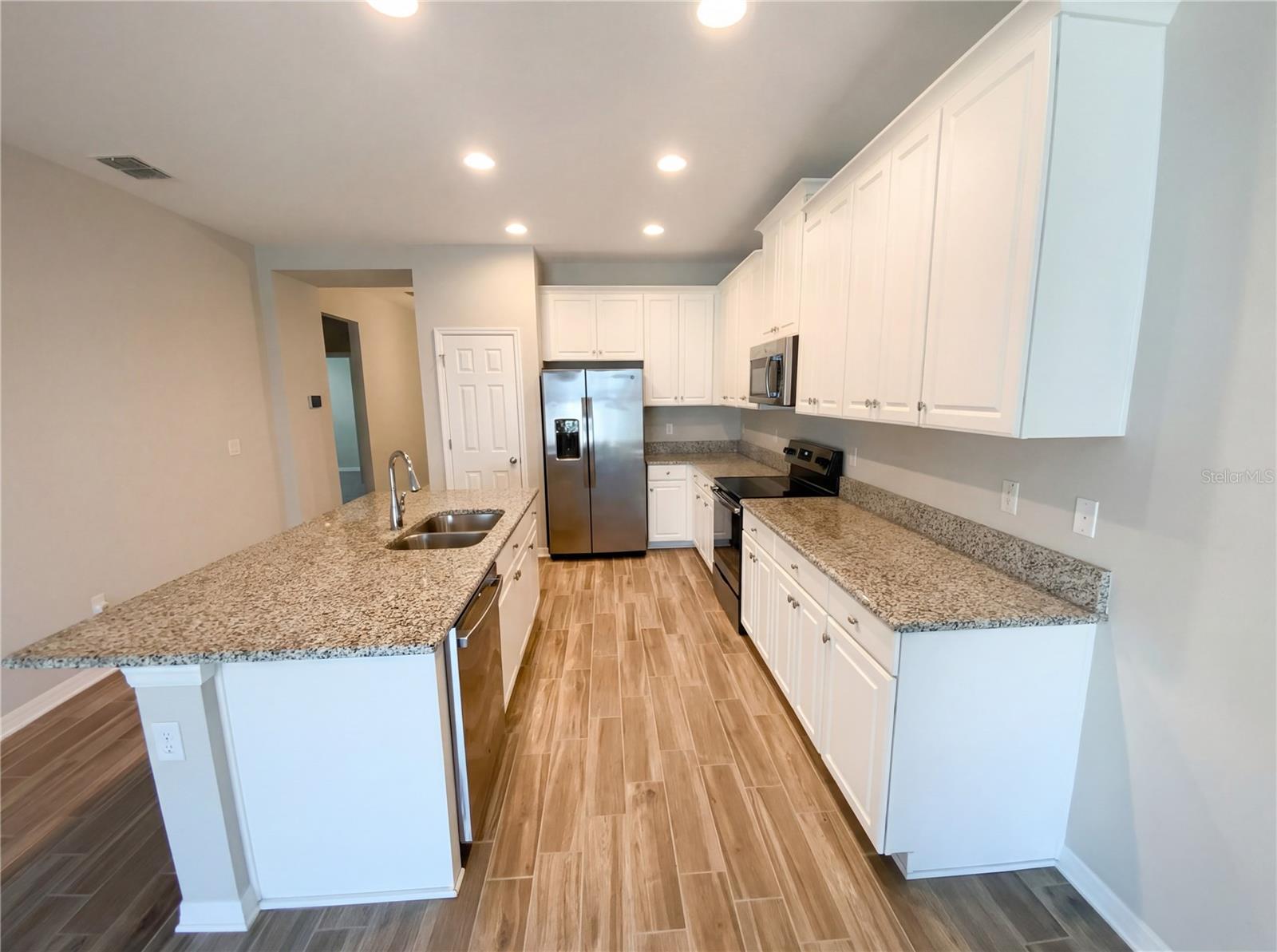 Image 13 of 26 For 7423 Pool Compass Loop