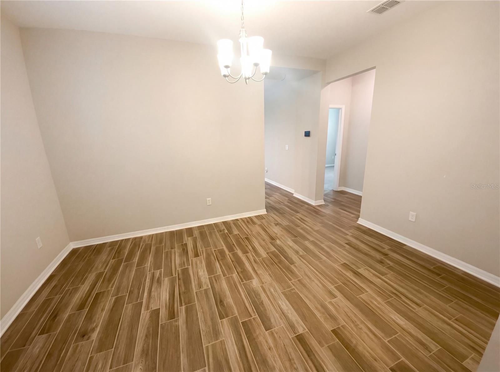 Image 9 of 26 For 7423 Pool Compass Loop