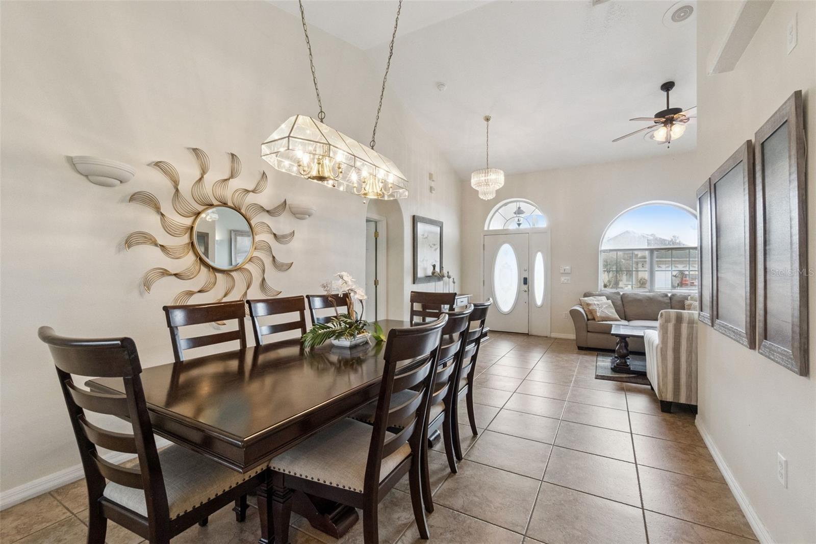 Image 5 of 30 For 7978 Magnolia Bend Court