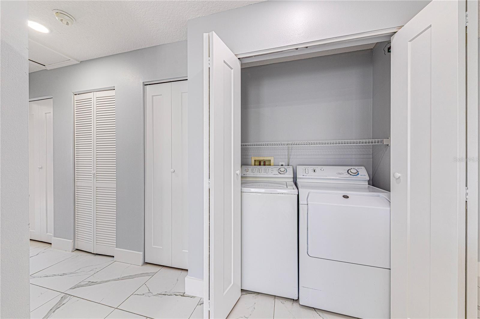 Image 29 of 40 For 1041 Willow Drive