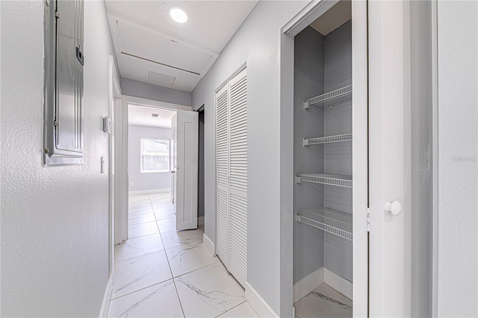 Image 30 of 40 For 1041 Willow Drive