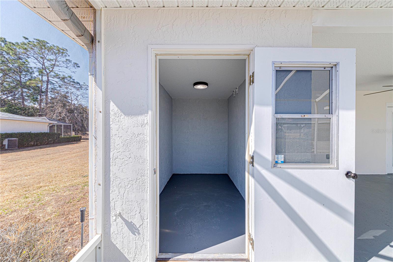 Image 31 of 40 For 1041 Willow Drive