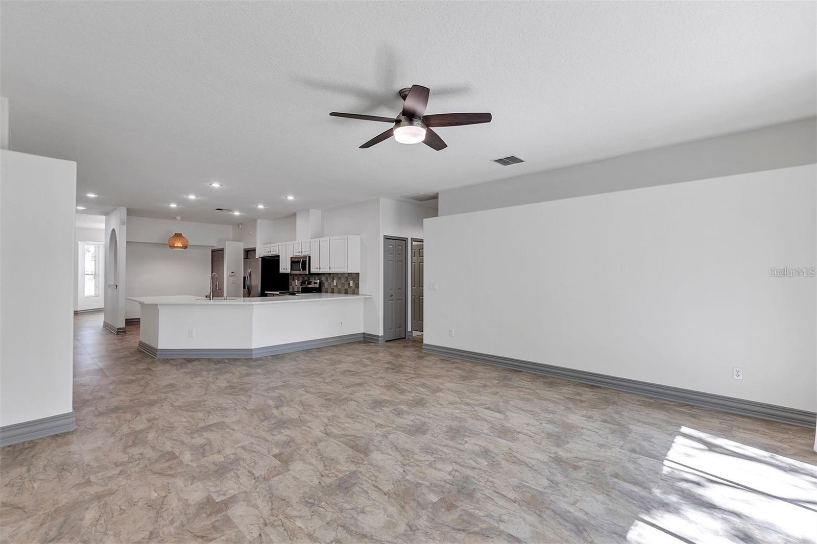 Image 7 of 21 For 2701 Frigate Drive