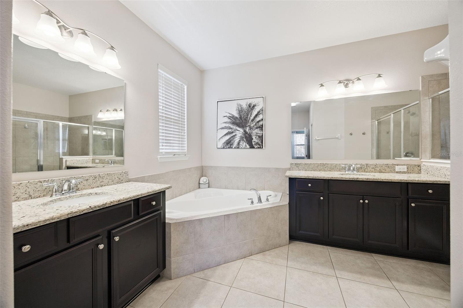 Image 10 of 35 For 1501 Prairie Oaks Drive