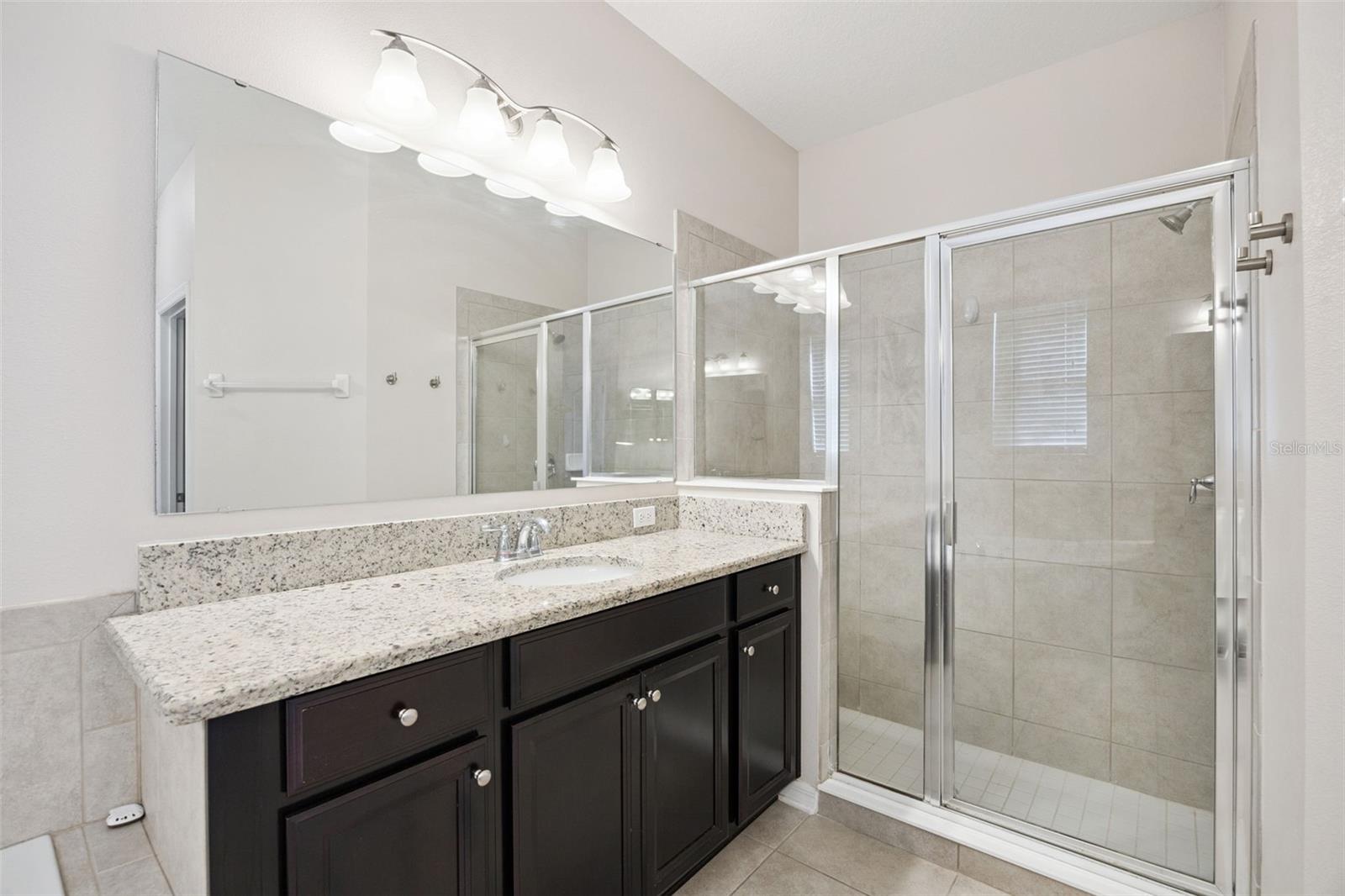 Image 11 of 35 For 1501 Prairie Oaks Drive