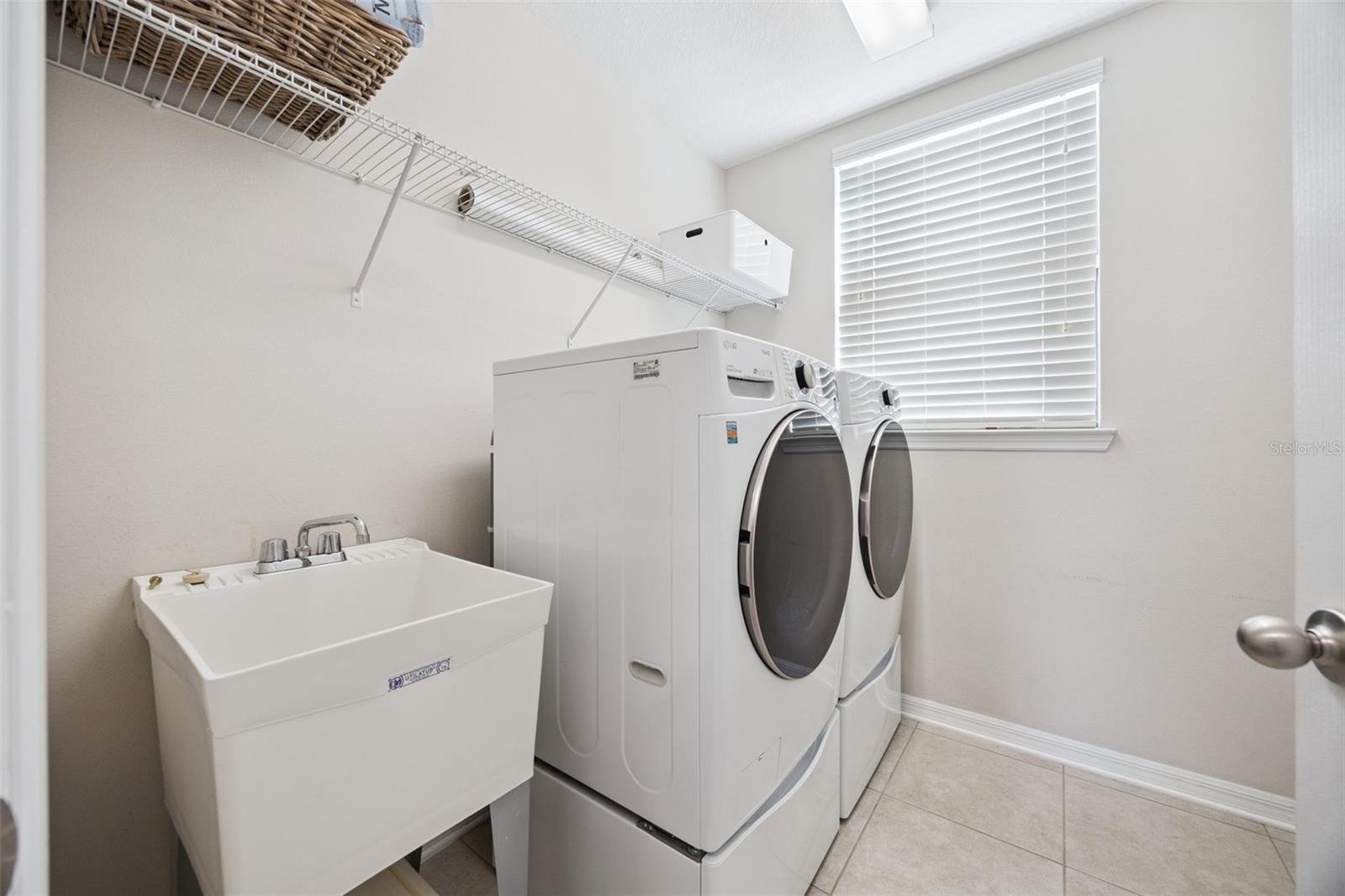 Image 27 of 35 For 1501 Prairie Oaks Drive