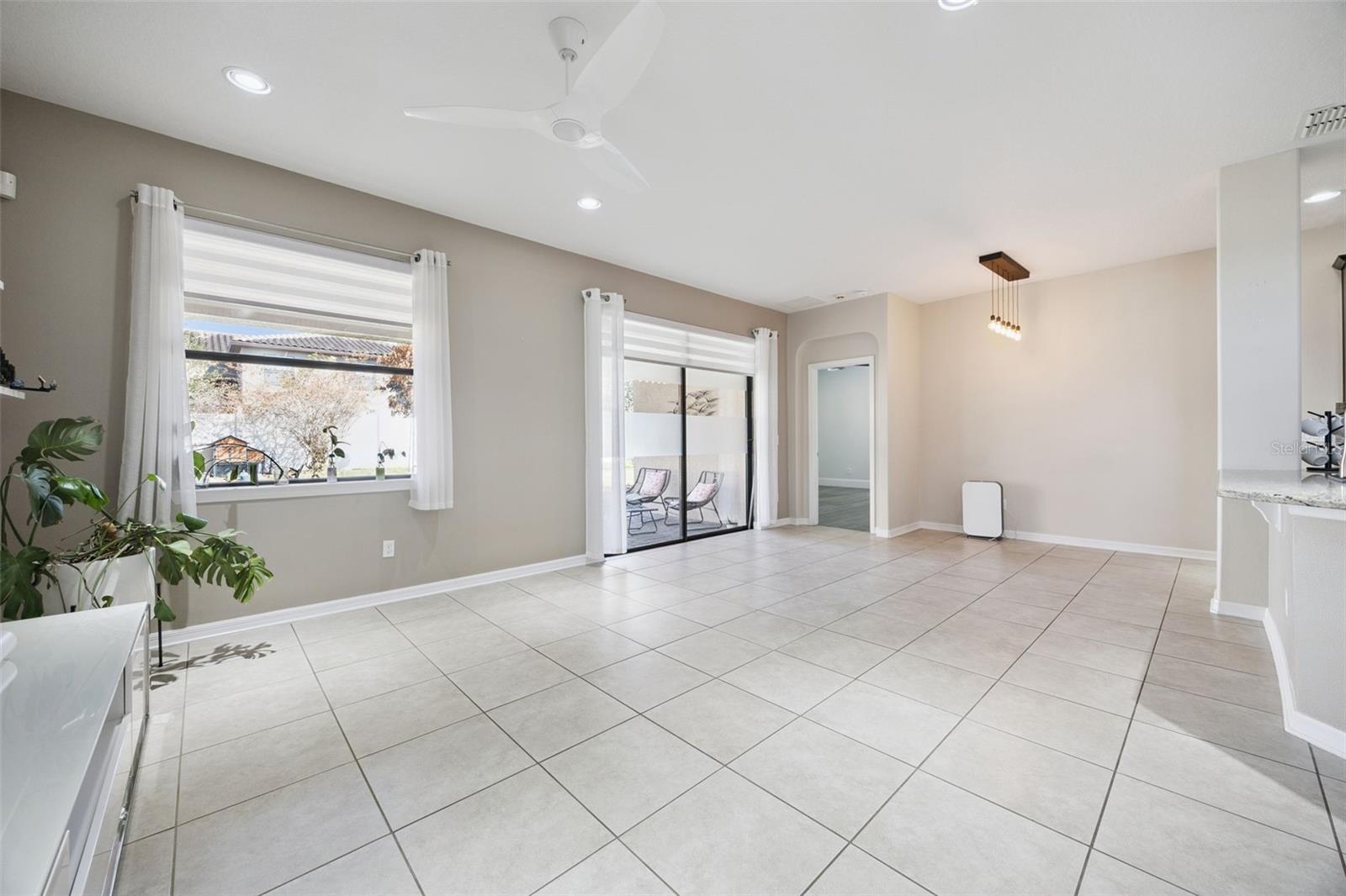 Image 8 of 35 For 1501 Prairie Oaks Drive