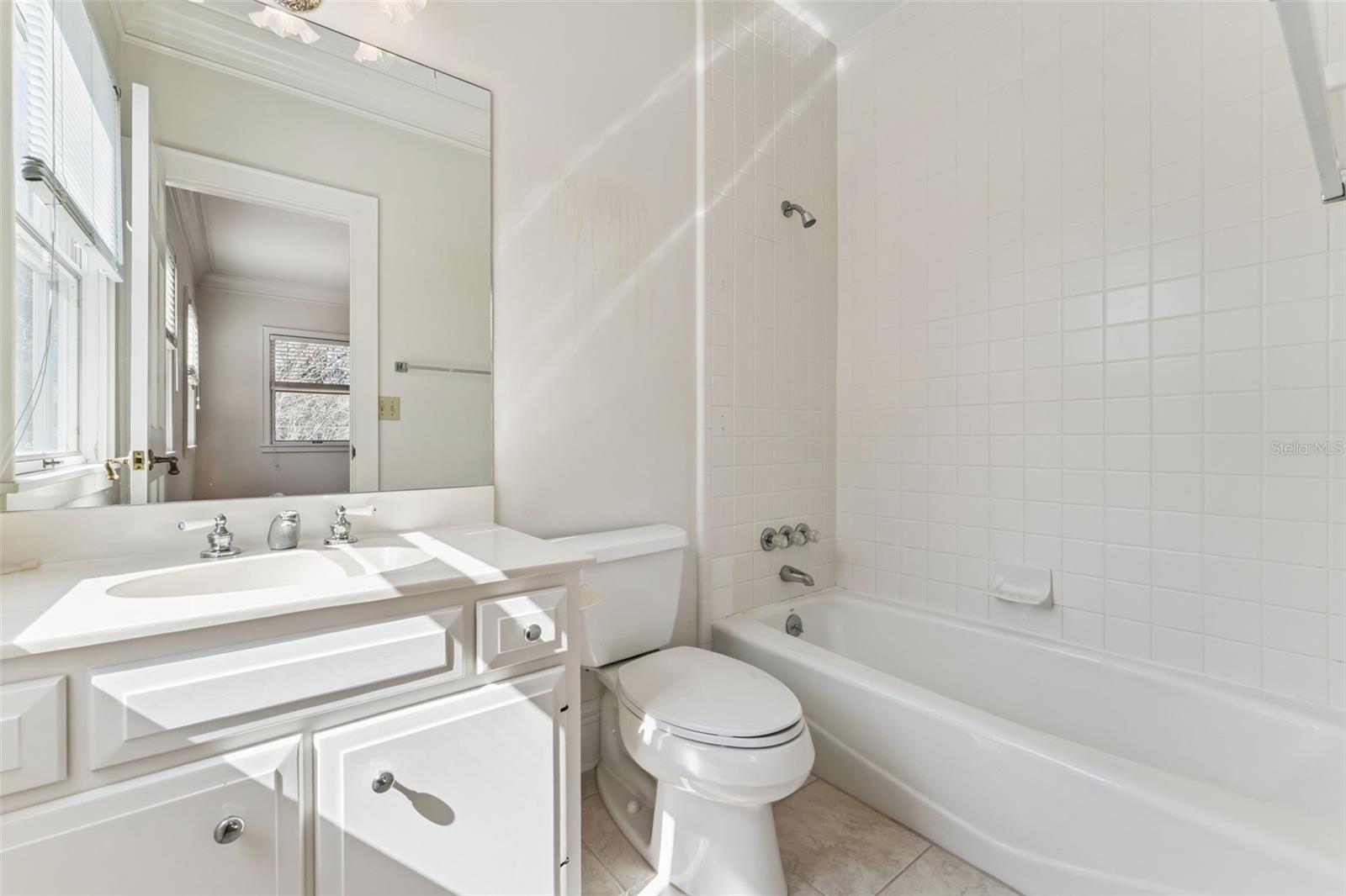 Image 23 of 41 For 1256 Wellington Terrace