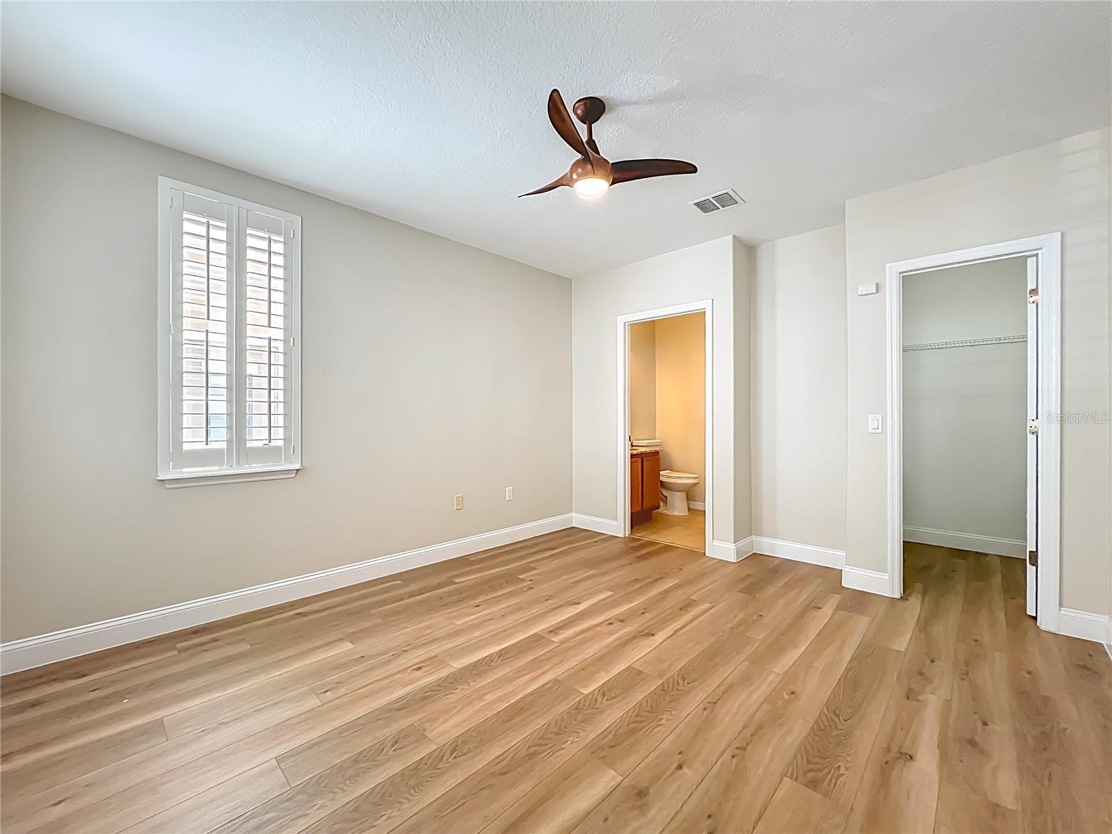 Image 16 of 100 For 1864 Prospect Avenue