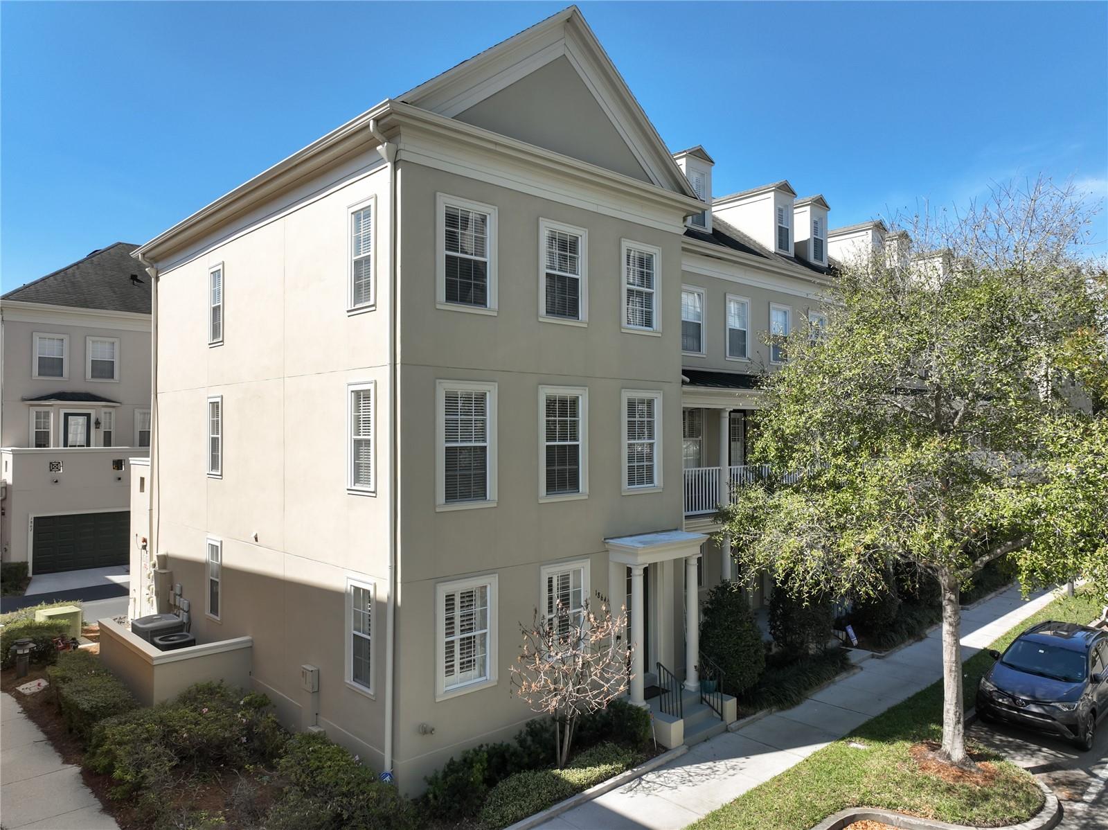 Image 4 of 100 For 1864 Prospect Avenue