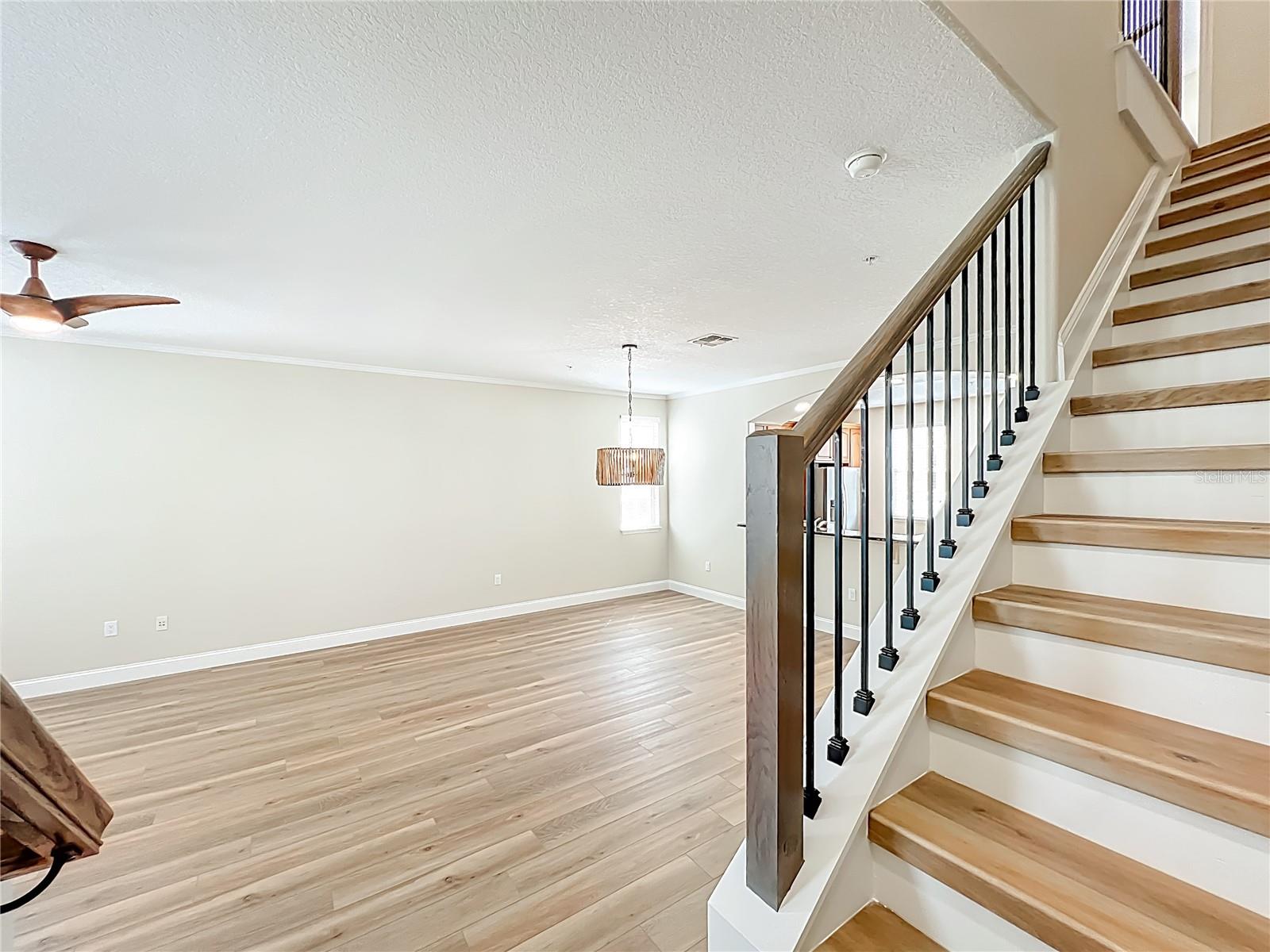 Image 46 of 100 For 1864 Prospect Avenue